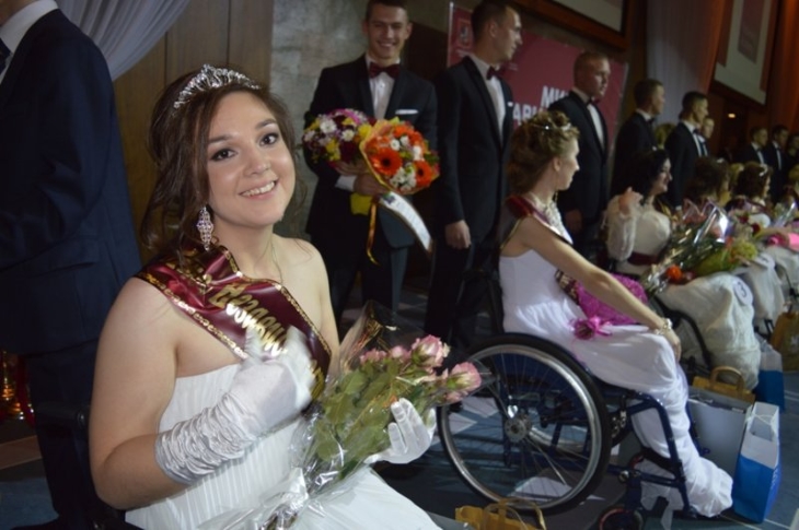 11 девушек на колясках поборются за титул «Приволжская дива»